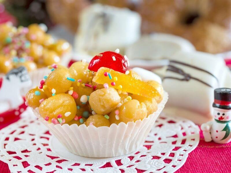 italian-struffoli