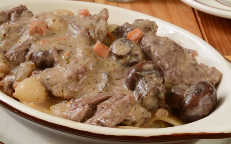 classic beef stroganoff recipe