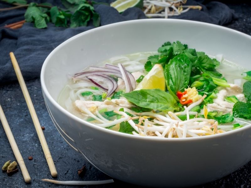 pho-spices-and-noodles